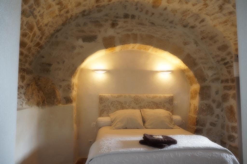 לינה וארוחת בוקר Teyran La Maison Disabelle חדר תמונה